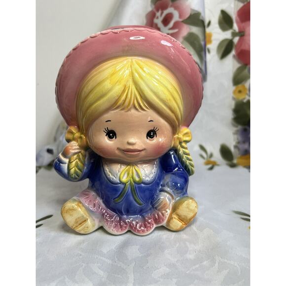 VINTAGE INARCO YOUNG GIRL LADY HEAD VASE - Picture 1 of 8